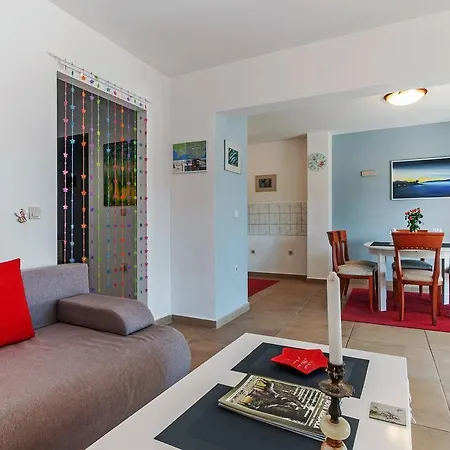 Biserka And Palma Apartment *