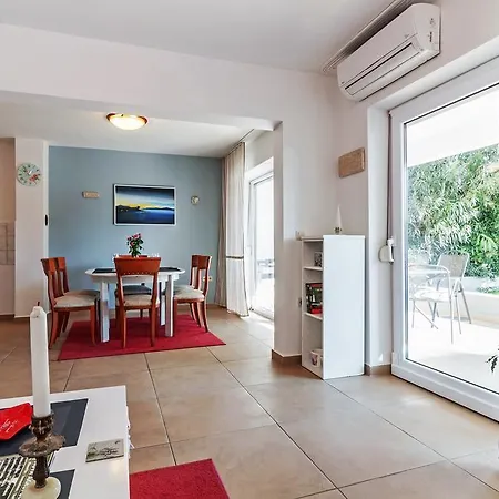 Biserka And Palma Apartment *