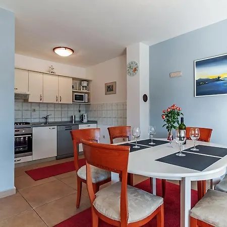 Biserka And Palma Apartment Zadar