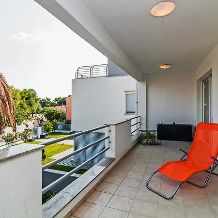 Apartment Biserka And Palma